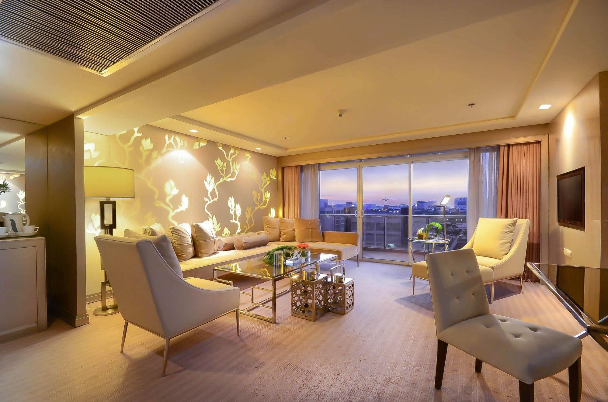 Midas Hotel And Casino Pasay Eksteriør billede